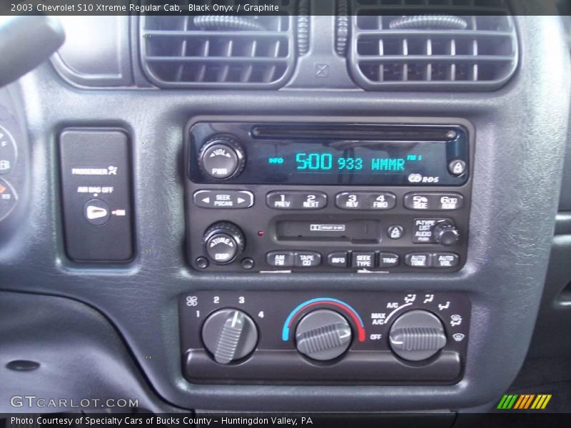 Black Onyx / Graphite 2003 Chevrolet S10 Xtreme Regular Cab