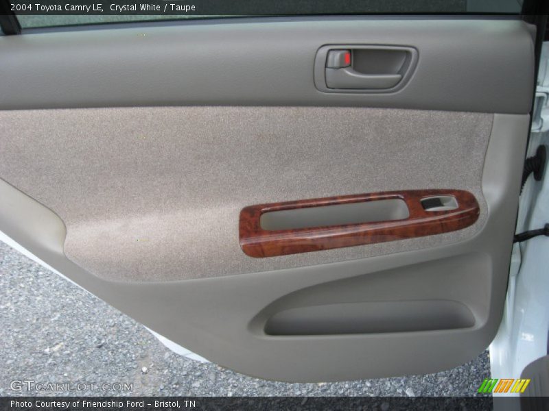 Crystal White / Taupe 2004 Toyota Camry LE
