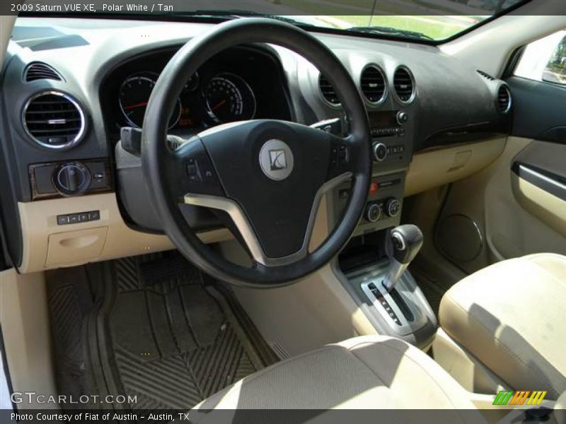 Polar White / Tan 2009 Saturn VUE XE