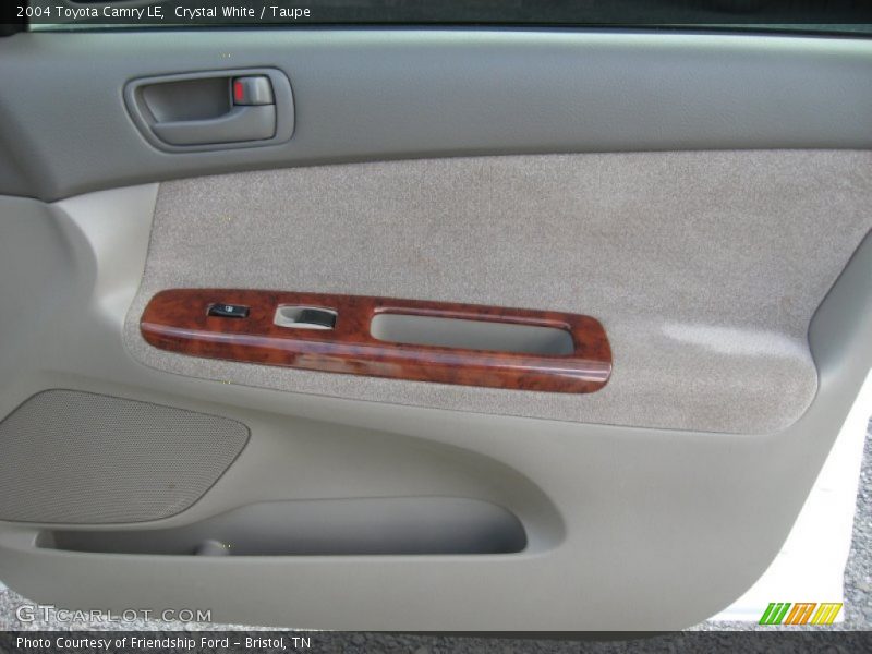 Crystal White / Taupe 2004 Toyota Camry LE