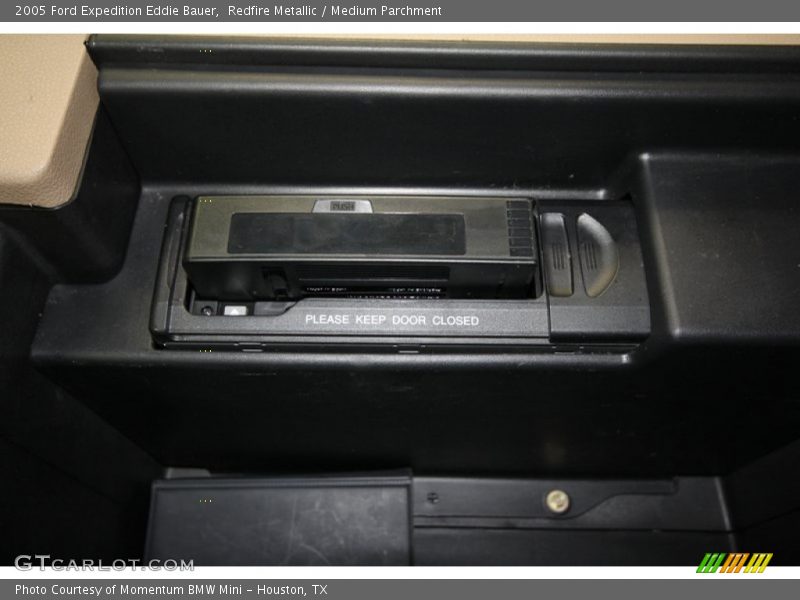Redfire Metallic / Medium Parchment 2005 Ford Expedition Eddie Bauer