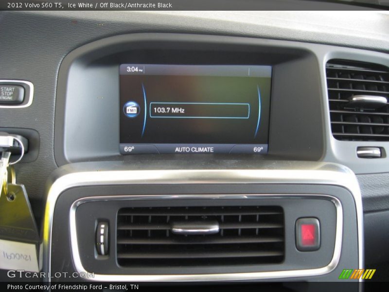 Ice White / Off Black/Anthracite Black 2012 Volvo S60 T5