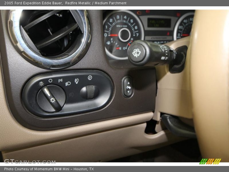 Redfire Metallic / Medium Parchment 2005 Ford Expedition Eddie Bauer