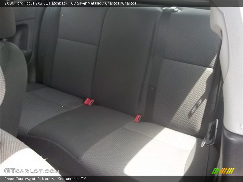 CD Silver Metallic / Charcoal/Charcoal 2006 Ford Focus ZX3 SE Hatchback