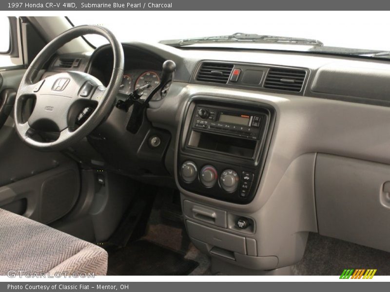 Submarine Blue Pearl / Charcoal 1997 Honda CR-V 4WD