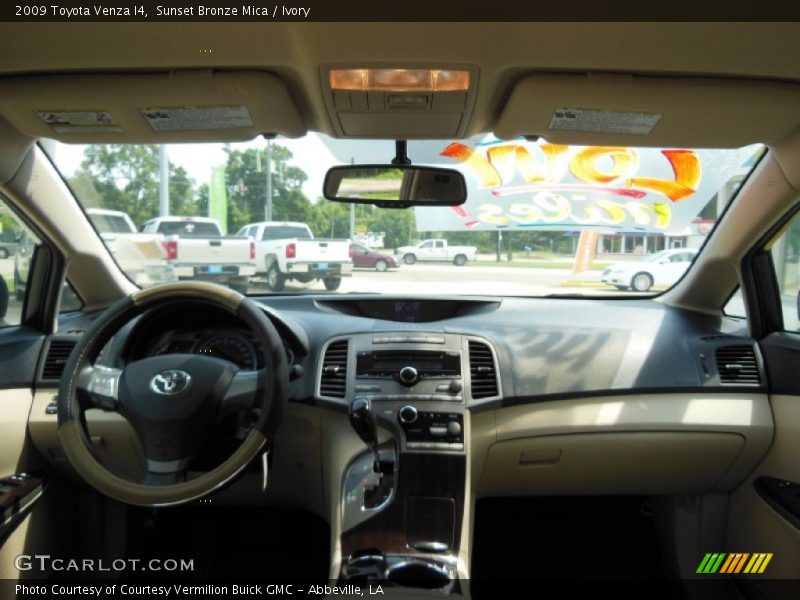 Sunset Bronze Mica / Ivory 2009 Toyota Venza I4