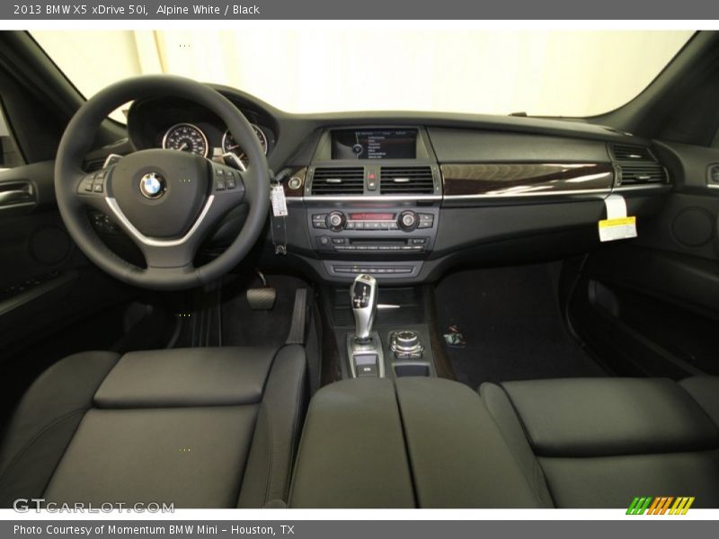 Alpine White / Black 2013 BMW X5 xDrive 50i