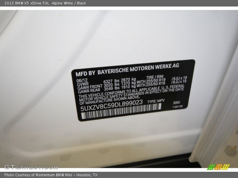 Alpine White / Black 2013 BMW X5 xDrive 50i