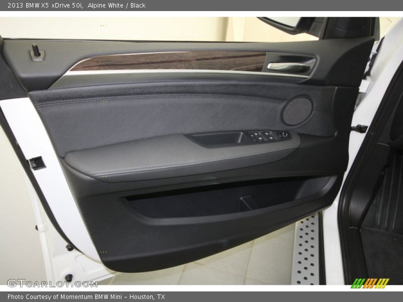 Alpine White / Black 2013 BMW X5 xDrive 50i