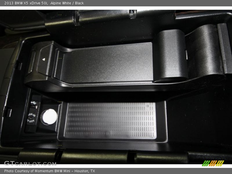 Alpine White / Black 2013 BMW X5 xDrive 50i
