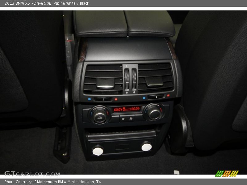 Alpine White / Black 2013 BMW X5 xDrive 50i