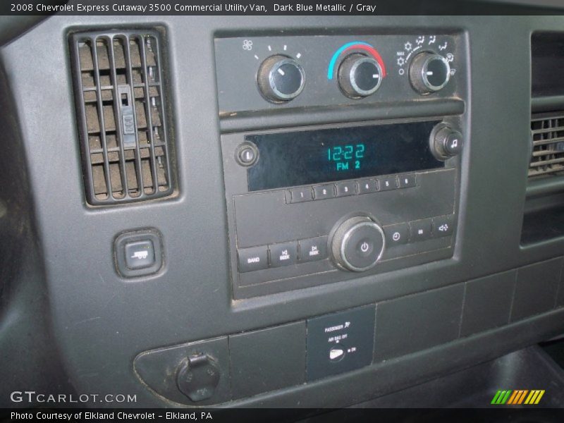 Controls of 2008 Express Cutaway 3500 Commercial Utility Van