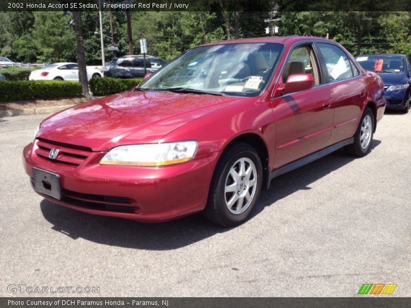 Firepepper Red Pearl / Ivory 2002 Honda Accord SE Sedan