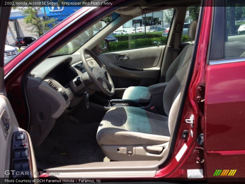 Firepepper Red Pearl / Ivory 2002 Honda Accord SE Sedan