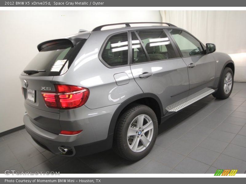 Space Gray Metallic / Oyster 2012 BMW X5 xDrive35d