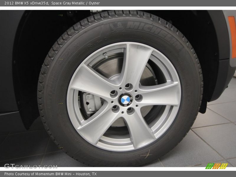 Space Gray Metallic / Oyster 2012 BMW X5 xDrive35d