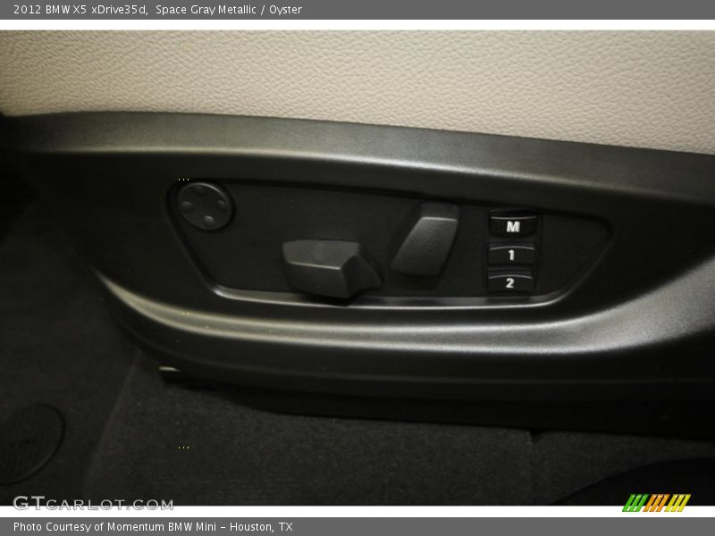 Space Gray Metallic / Oyster 2012 BMW X5 xDrive35d