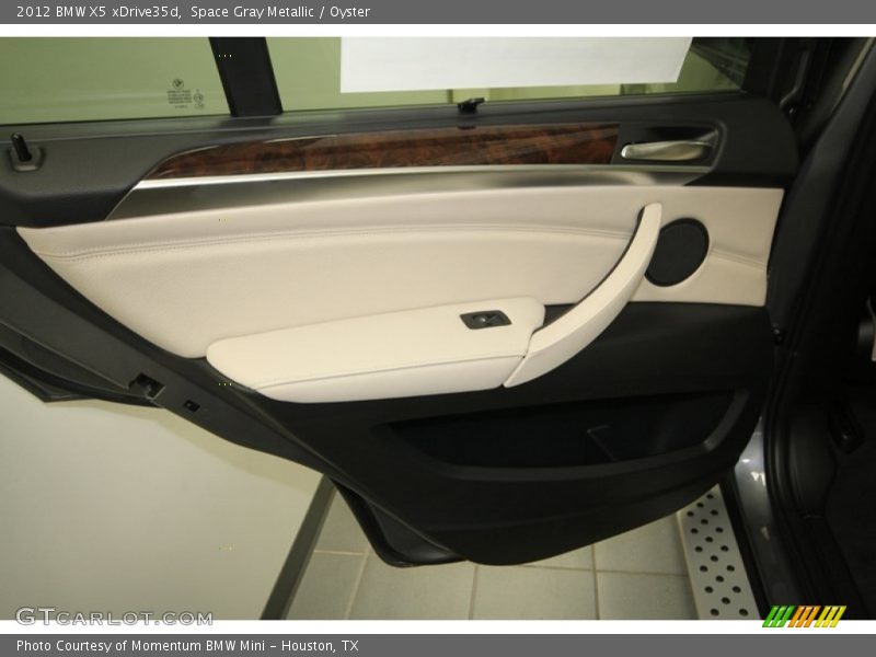 Space Gray Metallic / Oyster 2012 BMW X5 xDrive35d