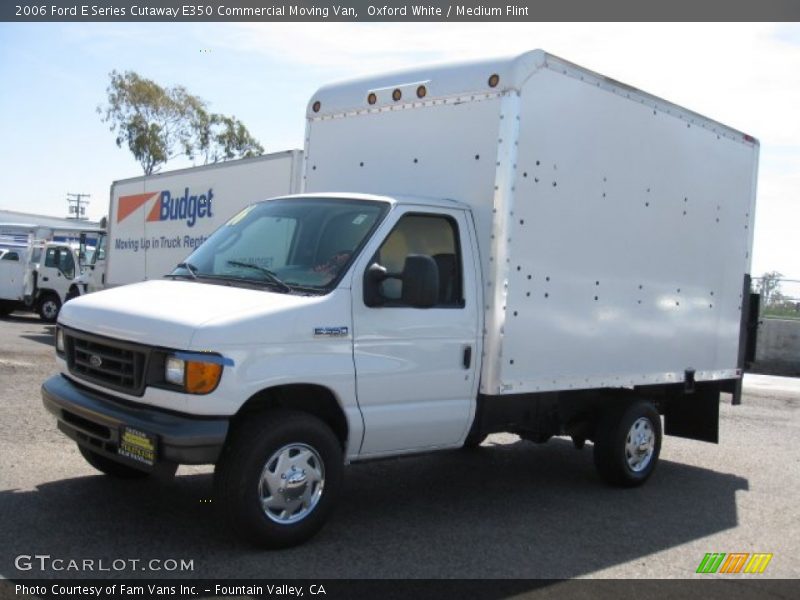 Oxford White / Medium Flint 2006 Ford E Series Cutaway E350 Commercial Moving Van