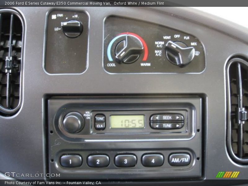 Oxford White / Medium Flint 2006 Ford E Series Cutaway E350 Commercial Moving Van
