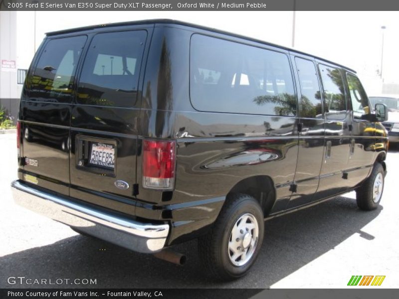 Oxford White / Medium Pebble 2005 Ford E Series Van E350 Super Duty XLT Passenger