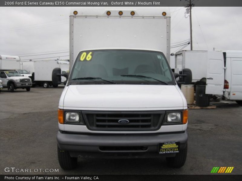Oxford White / Medium Flint 2006 Ford E Series Cutaway E350 Commercial Moving Van