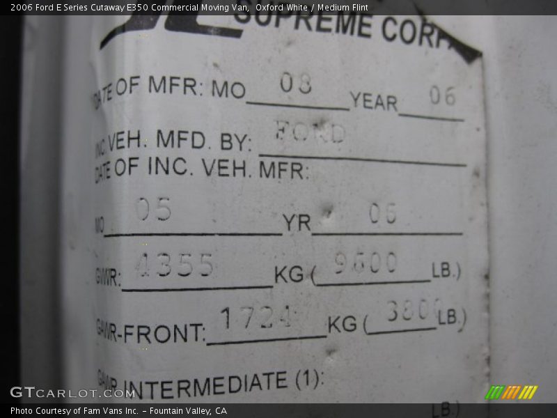 Oxford White / Medium Flint 2006 Ford E Series Cutaway E350 Commercial Moving Van