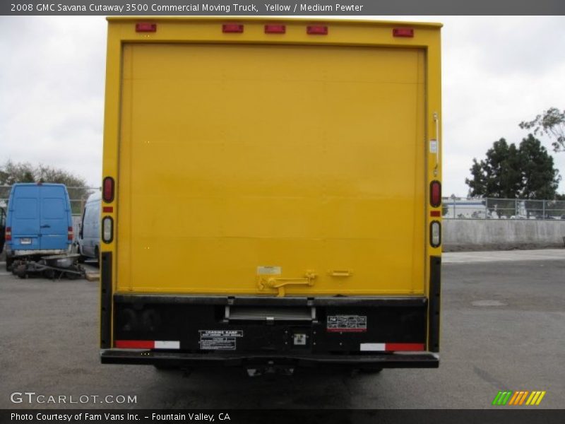 Yellow / Medium Pewter 2008 GMC Savana Cutaway 3500 Commercial Moving Truck
