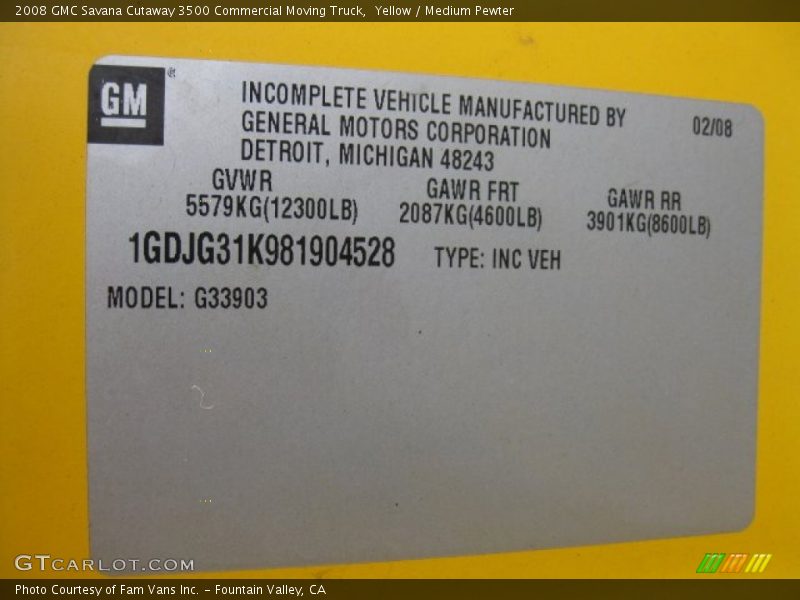 Yellow / Medium Pewter 2008 GMC Savana Cutaway 3500 Commercial Moving Truck