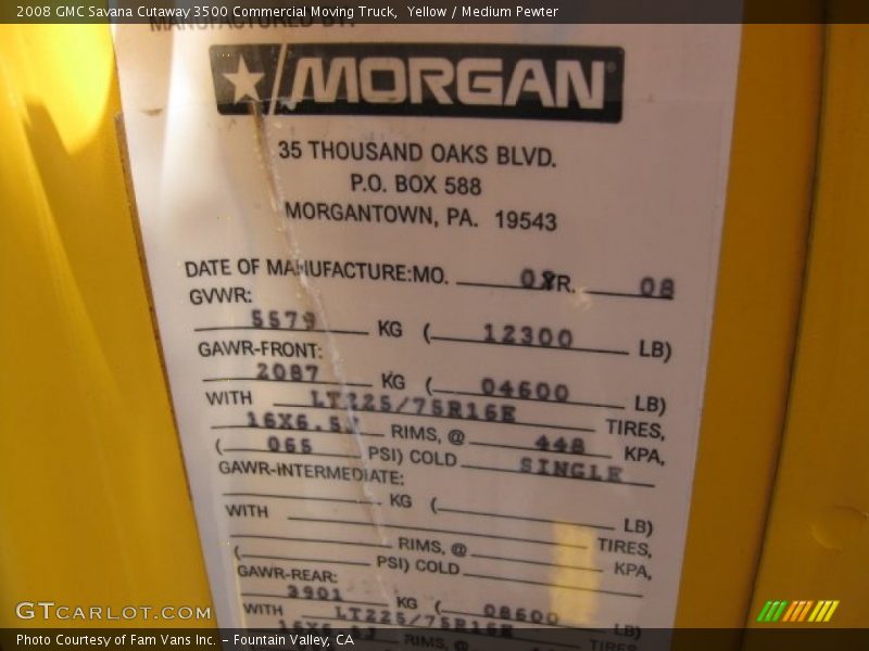 Yellow / Medium Pewter 2008 GMC Savana Cutaway 3500 Commercial Moving Truck
