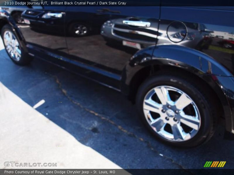 Brilliant Black Crystal Pearl / Dark Slate Gray 2010 Dodge Journey R/T