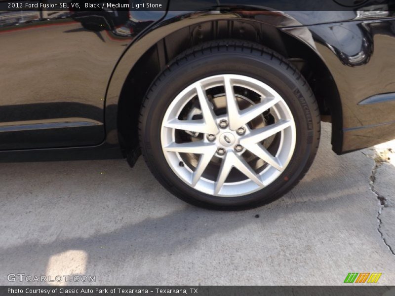 Black / Medium Light Stone 2012 Ford Fusion SEL V6