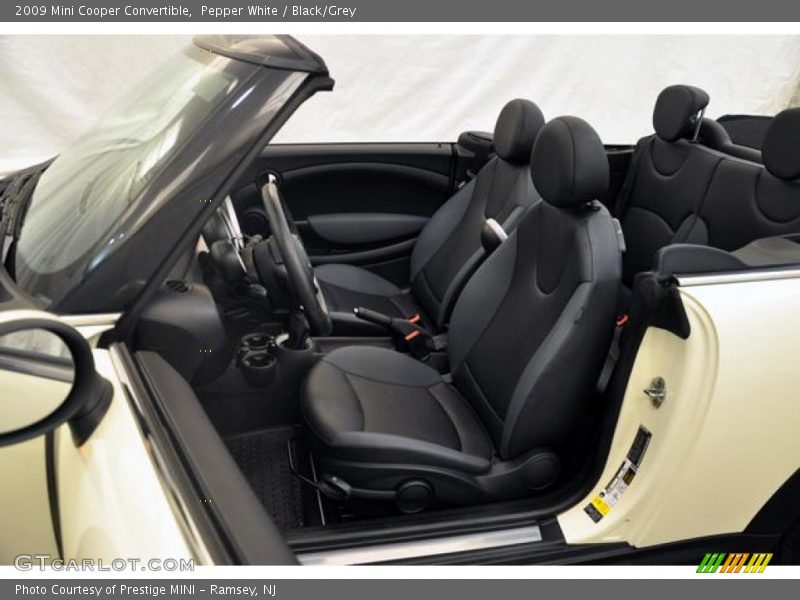 Pepper White / Black/Grey 2009 Mini Cooper Convertible