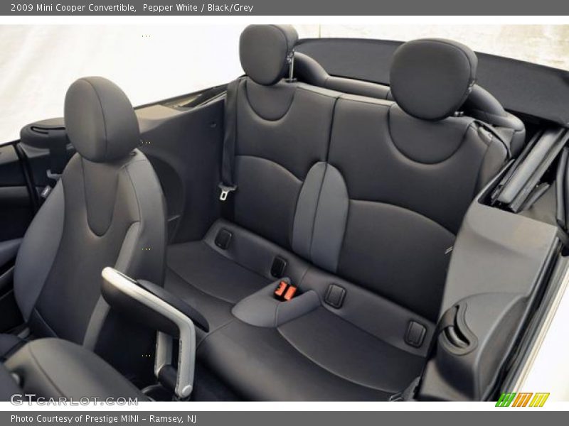 Pepper White / Black/Grey 2009 Mini Cooper Convertible
