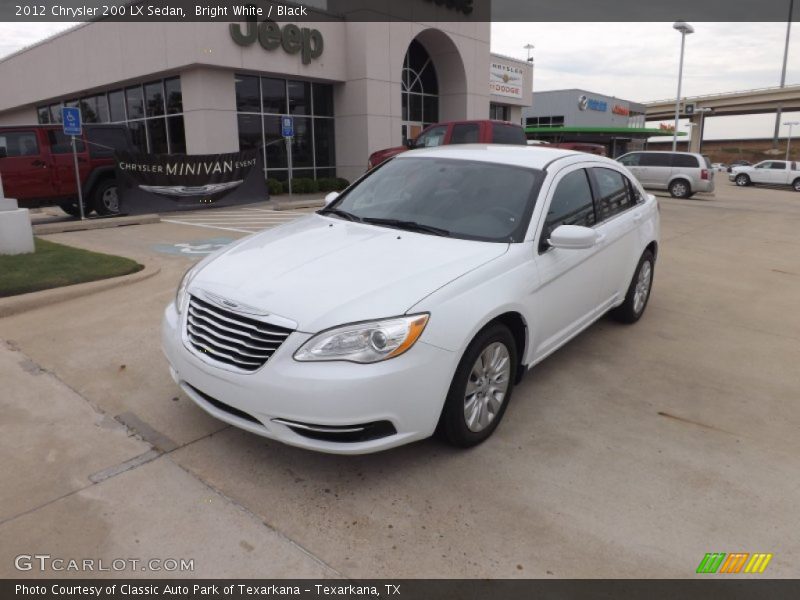 Bright White / Black 2012 Chrysler 200 LX Sedan