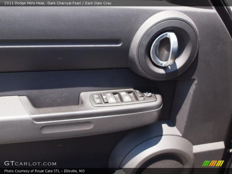 Dark Charcoal Pearl / Dark Slate Gray 2011 Dodge Nitro Heat