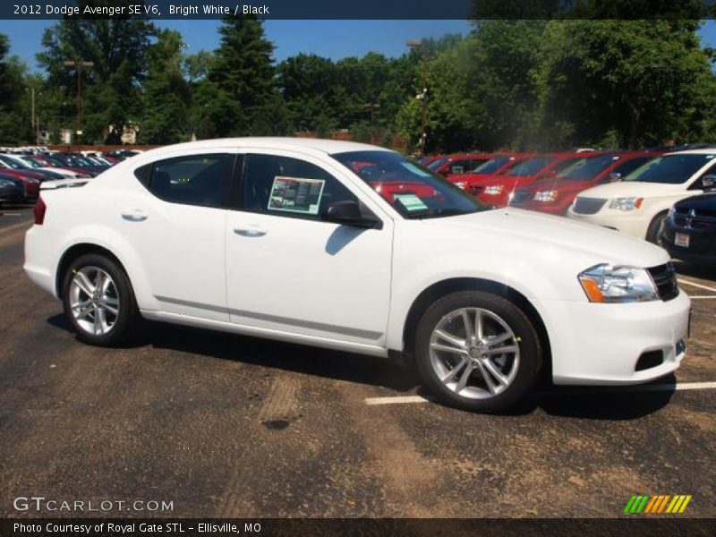 Bright White / Black 2012 Dodge Avenger SE V6