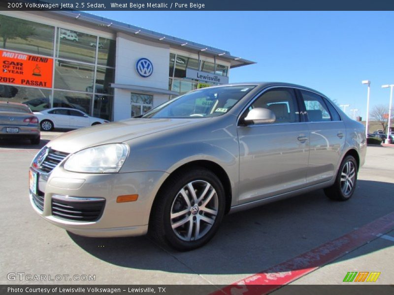 Wheat Beige Metallic / Pure Beige 2005 Volkswagen Jetta 2.5 Sedan