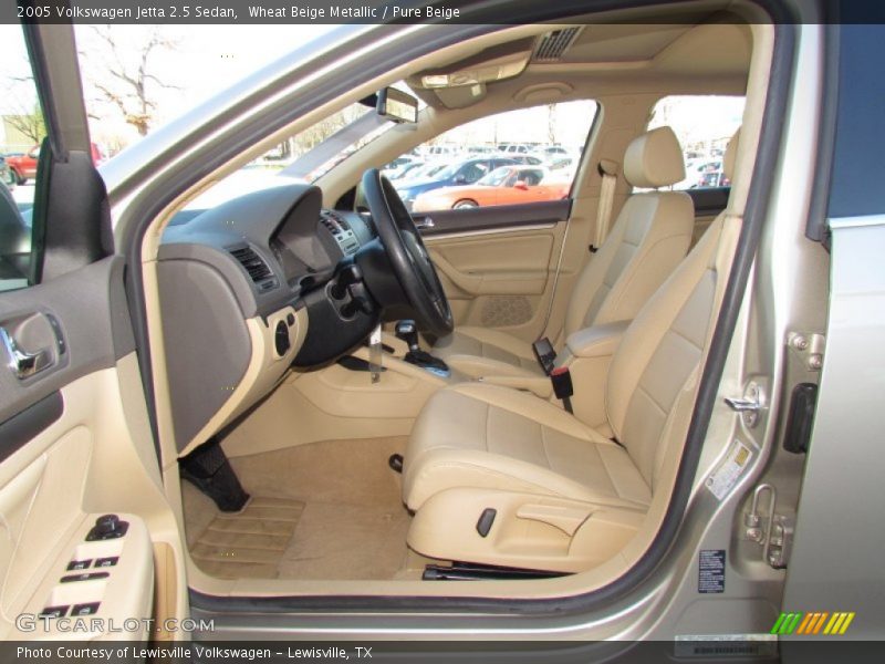 Wheat Beige Metallic / Pure Beige 2005 Volkswagen Jetta 2.5 Sedan