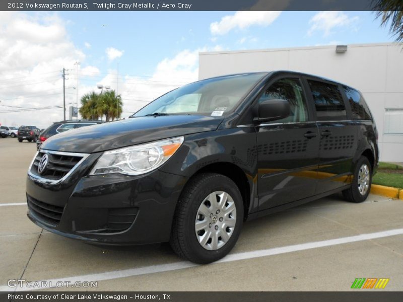 Twilight Gray Metallic / Aero Gray 2012 Volkswagen Routan S