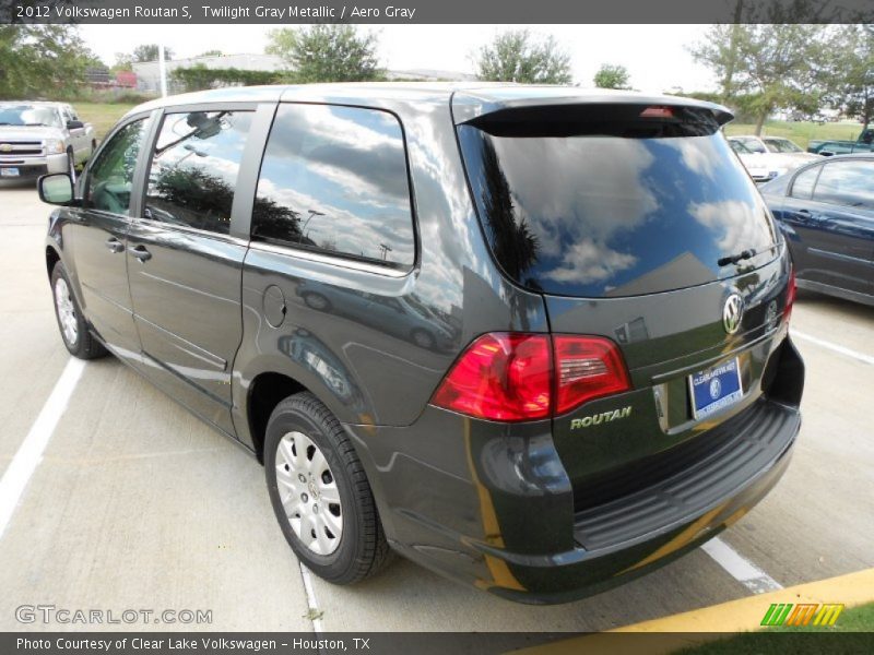 Twilight Gray Metallic / Aero Gray 2012 Volkswagen Routan S