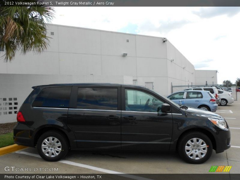 Twilight Gray Metallic / Aero Gray 2012 Volkswagen Routan S