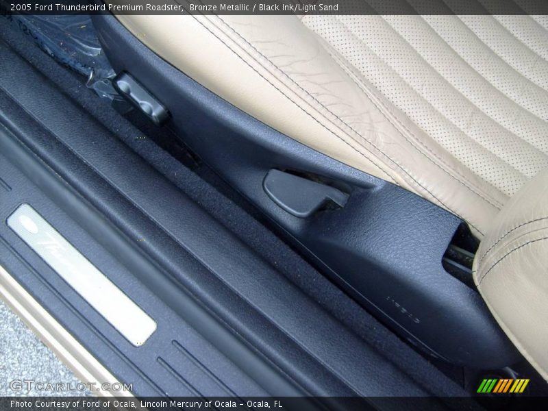 Bronze Metallic / Black Ink/Light Sand 2005 Ford Thunderbird Premium Roadster