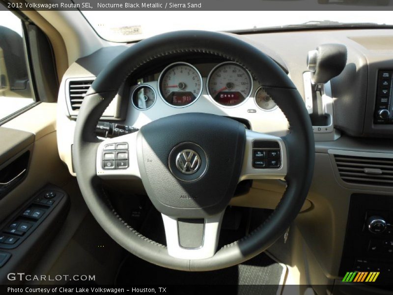 Nocturne Black Metallic / Sierra Sand 2012 Volkswagen Routan SEL