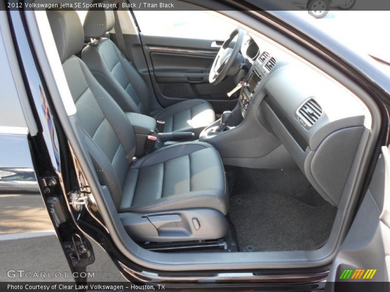 Black / Titan Black 2012 Volkswagen Jetta SE SportWagen