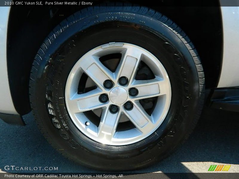 Pure Silver Metallic / Ebony 2010 GMC Yukon SLE