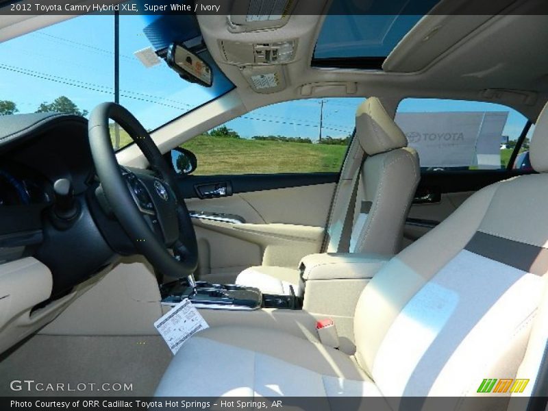 Super White / Ivory 2012 Toyota Camry Hybrid XLE