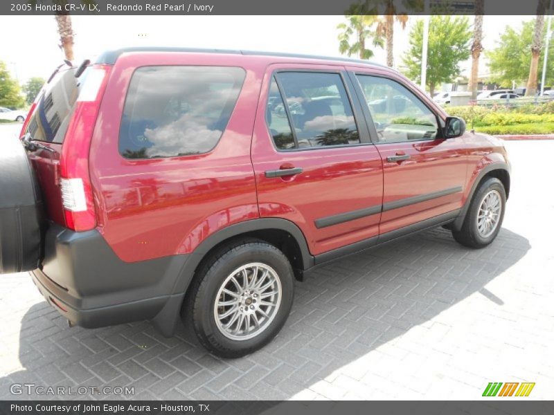 Redondo Red Pearl / Ivory 2005 Honda CR-V LX