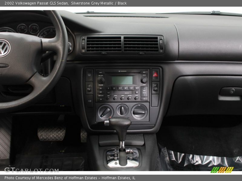 Silverstone Grey Metallic / Black 2002 Volkswagen Passat GLS Sedan