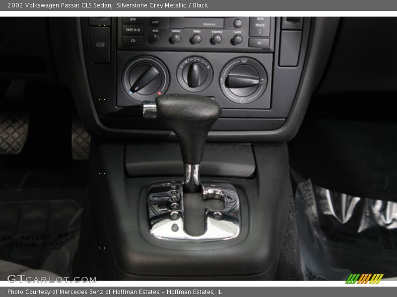 Silverstone Grey Metallic / Black 2002 Volkswagen Passat GLS Sedan